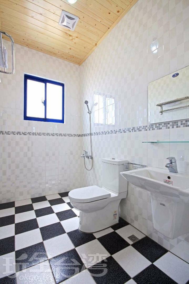 Qing Feng Diving B&B Lục Đảo Ngoại thất bức ảnh